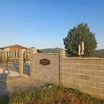 Megalith Dağ evi *
