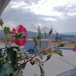 Megalith Dağ evi *