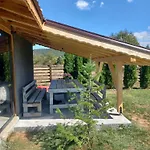 Dağ evi Megalith